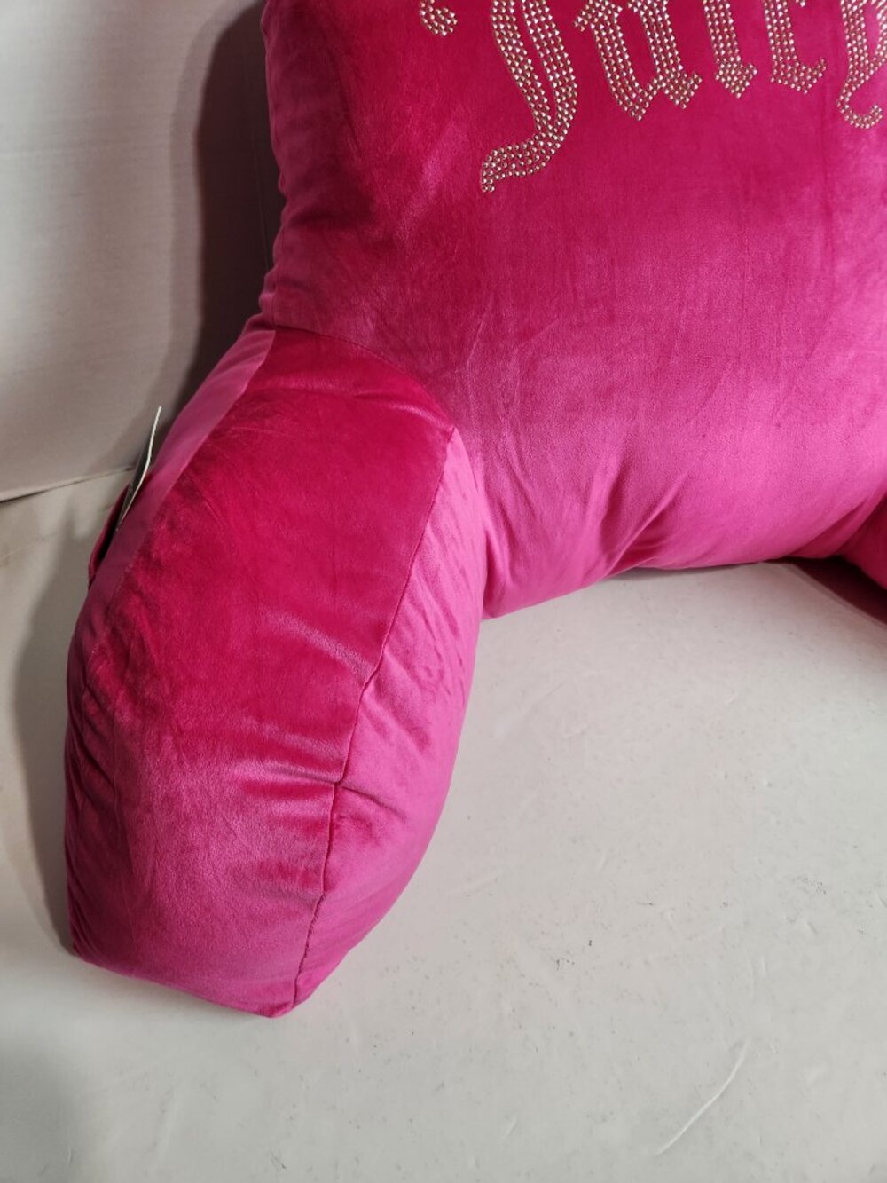 NWT Juicy Couture Home Hot Pink Plush Bed Rest Pillow Backrest w/Phone Pocket - Picture 3 of 16